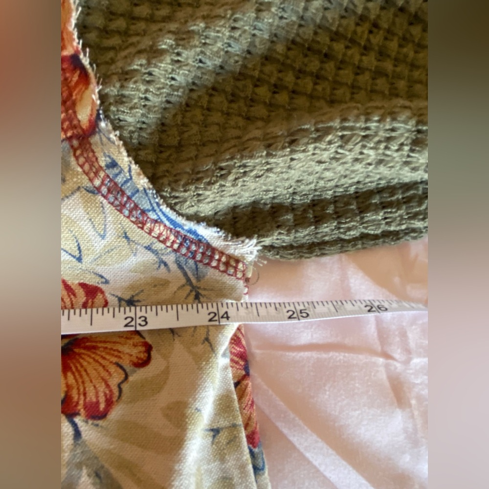 POL Floral Patchwork V-Neck Blouse - Cream and Brown - Picture 5 of 10